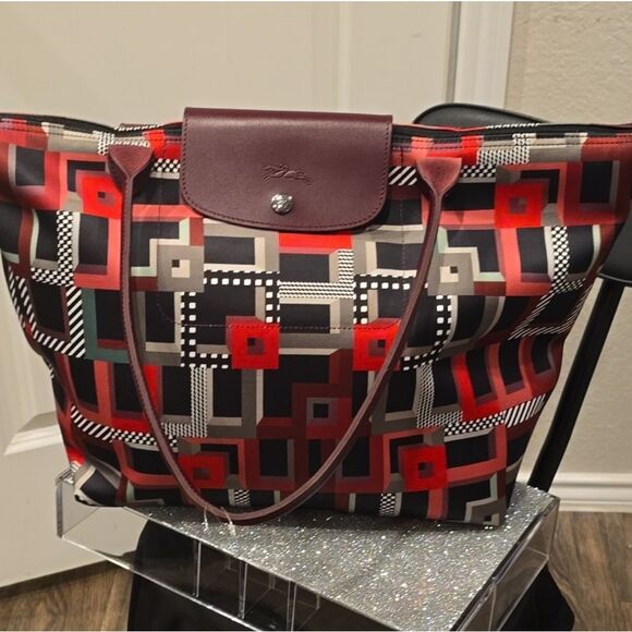 Longchamp Le Pilage Artwalk Large Shoulder Tote Bag- Opera - Picture 10 of 13